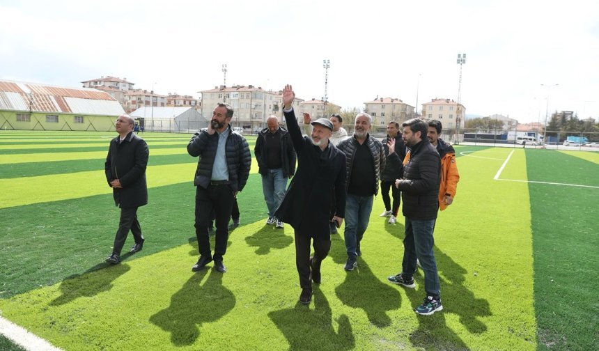 Kocasinan’da Vali Muammer Güler Stadı Baştan Sona Yenileniyor