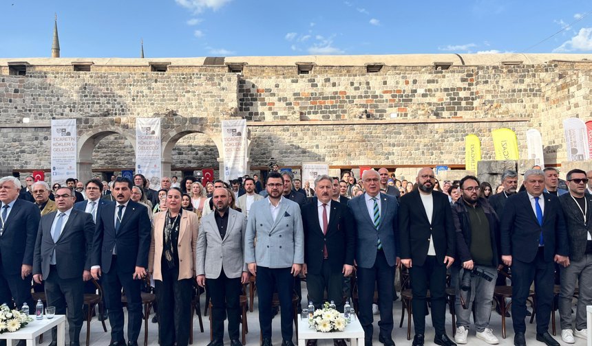 ‘’Ticaretin Kökleri Ve Geleceği Vizyon Çalıştayı’’ Tarihi Gön Han’da Gerçekleşti