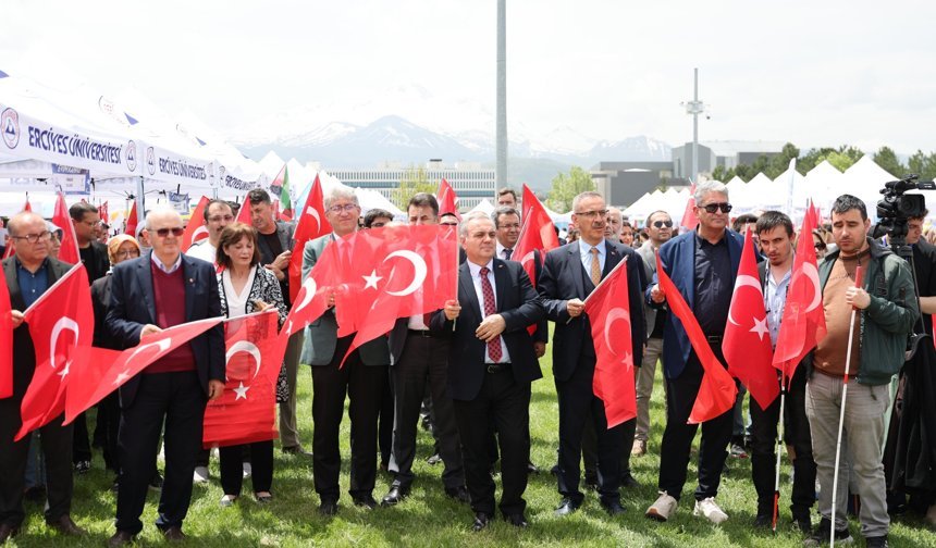 ERÜ’de Evim Kampüs'26 Sıfır Atık Festivali Başladı