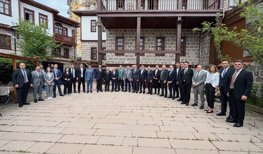 Başkan Büyükkılıç, Ankara’da Gazetecilerle Buluştu