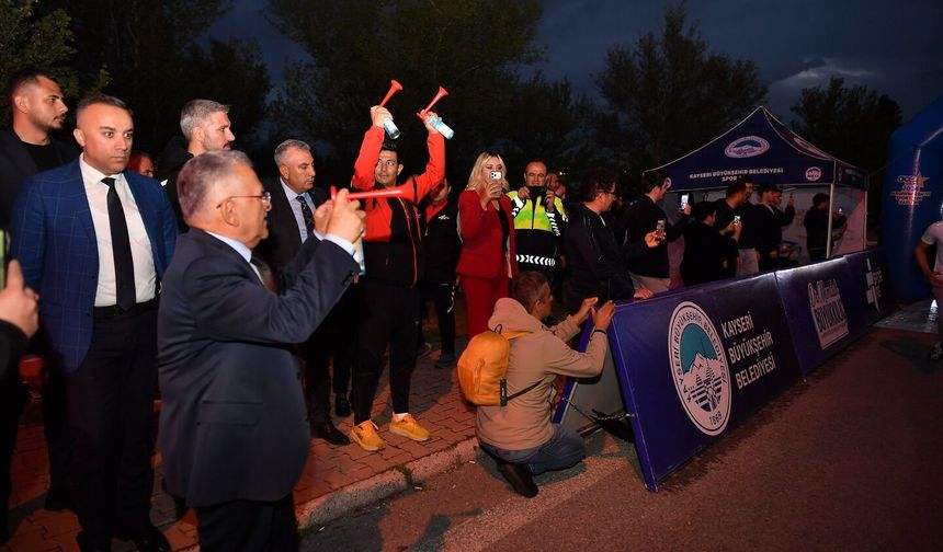 Kayseri, 19 Mayıs Gece Koşusunda Tek Yürek Oldu