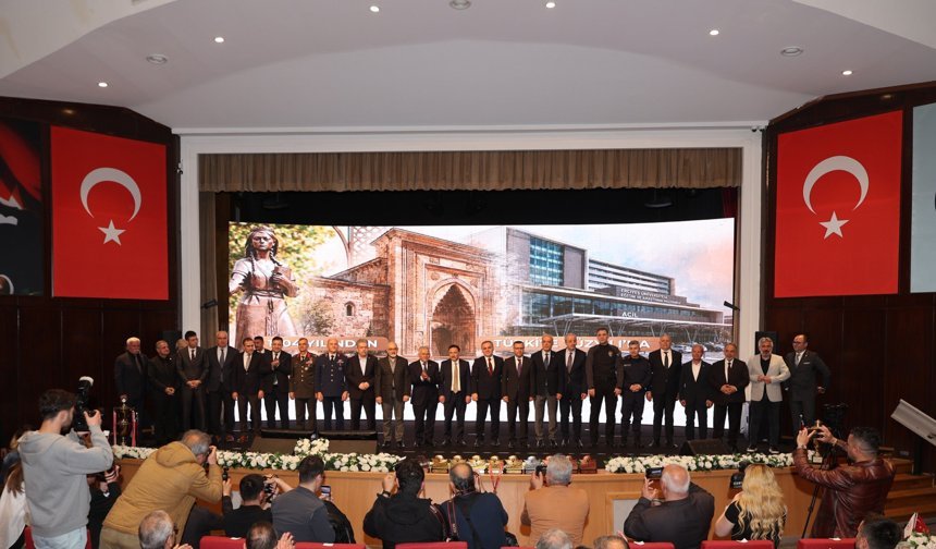 Rektör Prof. Dr. Altun, ERÜ’de Yürütülen Çalışmaları Anlattı