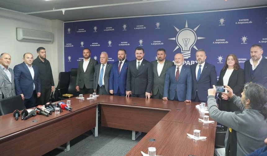 AK Partili Okandan: ‘’Haddini Bilip Kin Kusarken Bile Edep Gerekir”