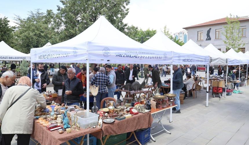 Antika Kültürü Melikgazi’nin Antika Pazarında Yaşatılmaya Devam Ediyor