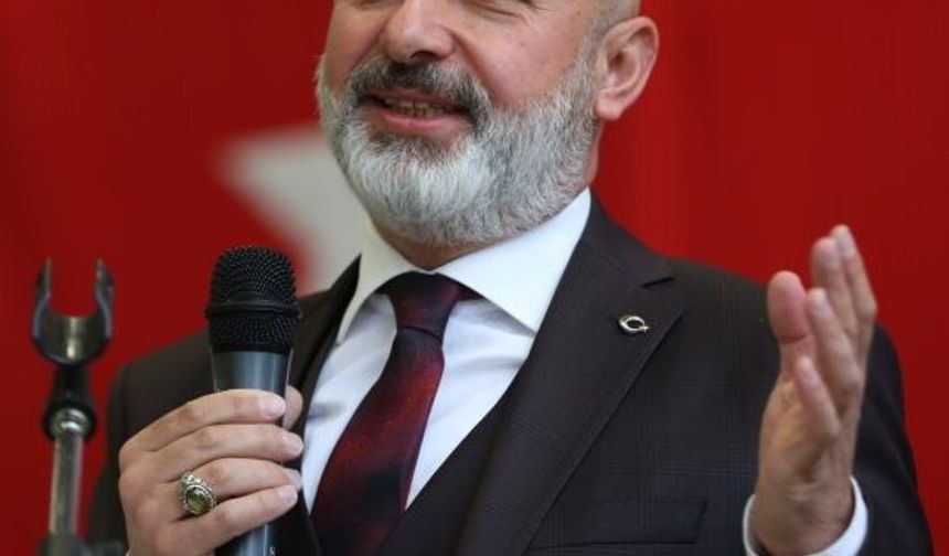 Başkan Çolakbayrakdar: “Gençlerimiz, Türkiye’nin Aydınlık Yarınlarının Teminatıdır”