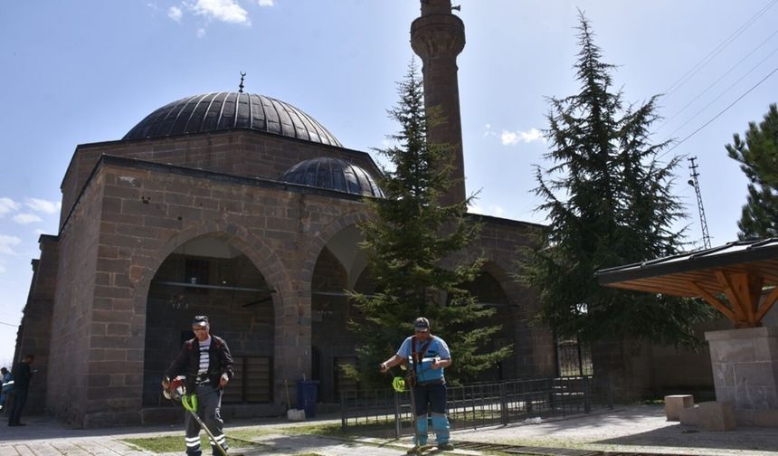 Kocasinan Belediyesi’nden Kurban Bayram Öncesi Hizmet Seferberliği