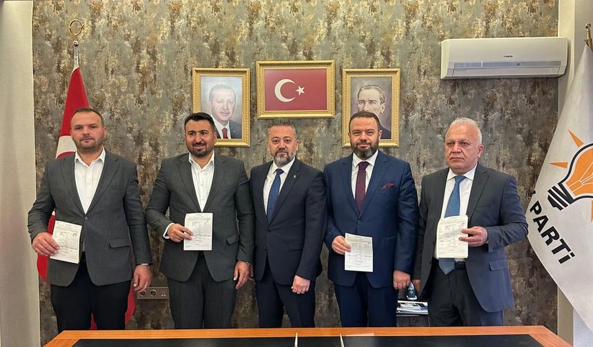 YRP’den İstifa Eden 4 Meclis Üyesi, AK Parti’ye Geçti