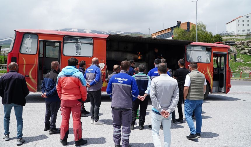 Erciyes A.Ş. Personeline Uygulamalı Yangın Eğitimi