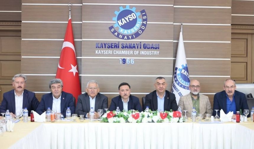 Başkan Büyükkılıç, KAYSO’da İstişare Toplantısına Katıldı