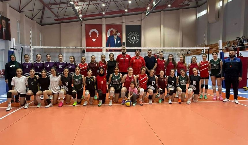 Voleybol Anadolu Yıldızlar Ligi İl Seçmeleri Tamamlandı