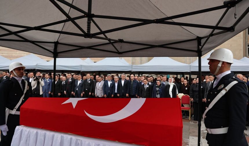 Vali Yardımcısı Şenol Esmer İçin Tören Düzenlendi