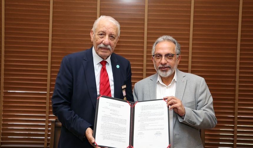 KKTC Aksakalı Öksüzoğlu'ndan Talas Belediyesine Anlamlı Emanet