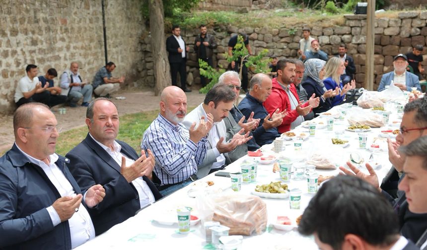 Güneşli’de Üçüncü Kez Düzenlenen Pilav Şenliği Coşkuyla Gerçekleşti