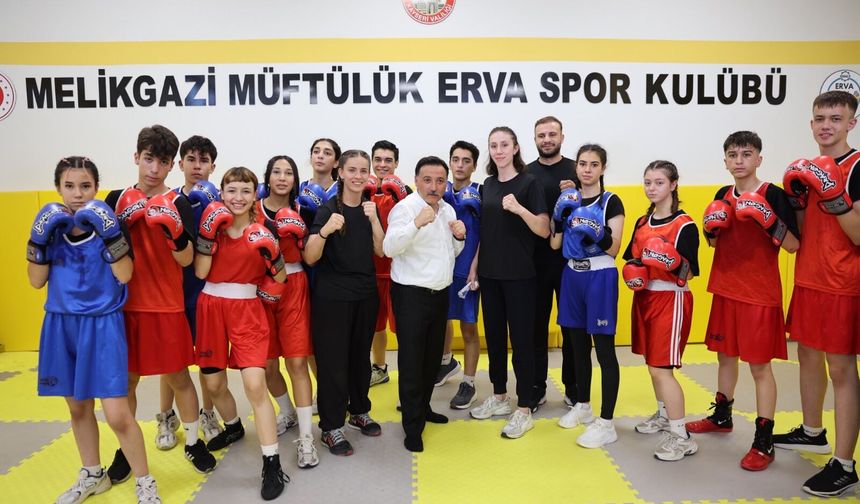 Vali Gökmen Çiçek: ‘’Erva’nın 17 Bin 630 Lisanslı Sporcusu Bulunuyor’’