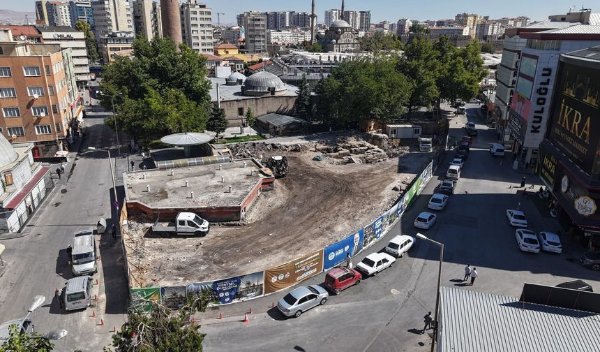 Kayseri’de Tarih ve Dönüşüm El Ele: Camikebir Esnafı Yeni İş Yerlerine Taşındı