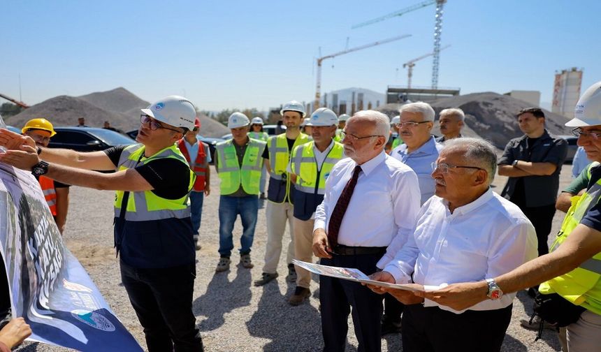 Başkan Büyükkılıç ve Elitaş’tan Kartal Kavşağı’nda İnceleme