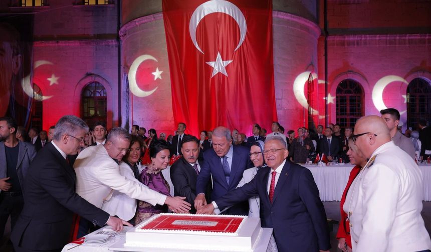 Başkan Büyükkılıç, 30 Ağustos Zafer Bayramı Resepsiyonu’na Katıldı