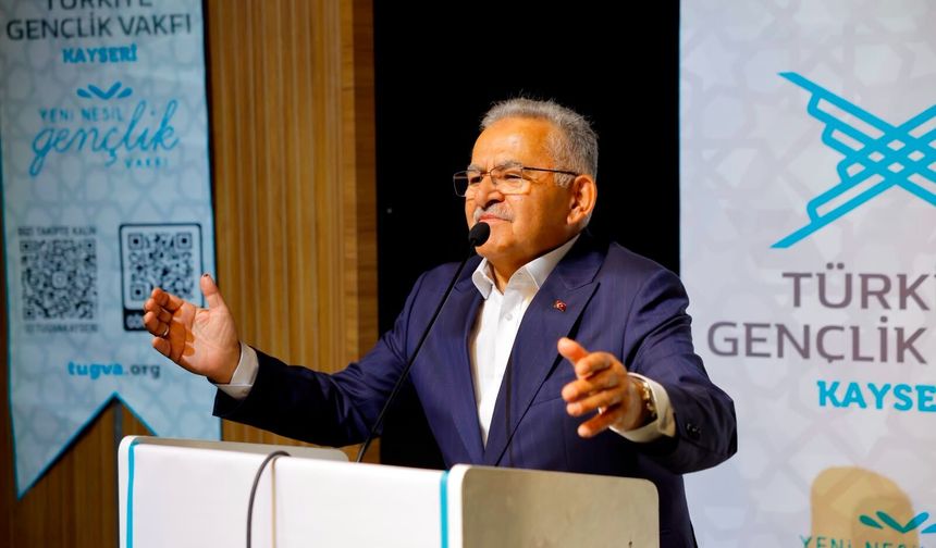 Başkan Büyükkılıç: "Tohumunu Ektiğimiz Umut, Gençlerimizle Yeşeriyor"