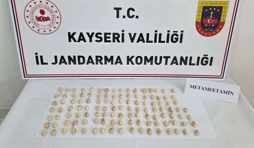 Develi’de Uyuşturucuyu Bağırsaklarında Taşıdı