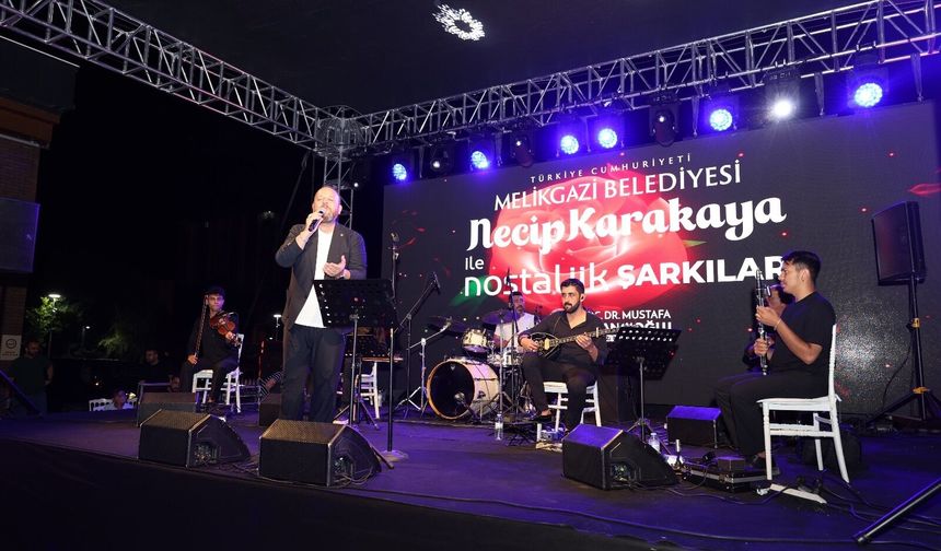 Çarşı Melikgazi’de Nostalji Rüzgarı Esti