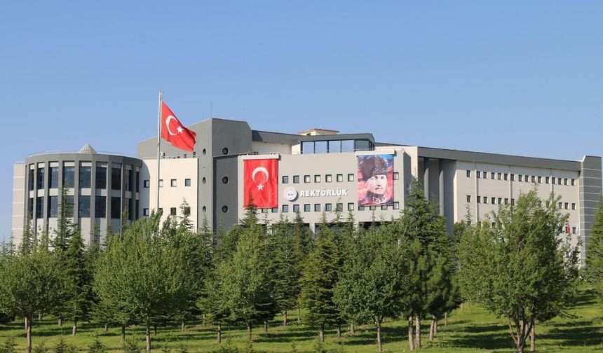ERÜ ve KAYÜ Rektörlüğü İçin 95 Aday Yarışacak