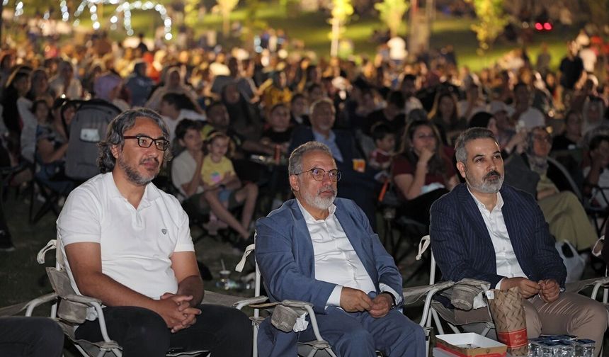 Talas’ta Açık Hava Sinemasında “Asırlık Gece” Heyecanı