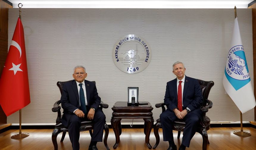 Tarihi Kentler Birliği Başkanı Yavaş’tan Başkan Büyükkılıç’a Ziyaret