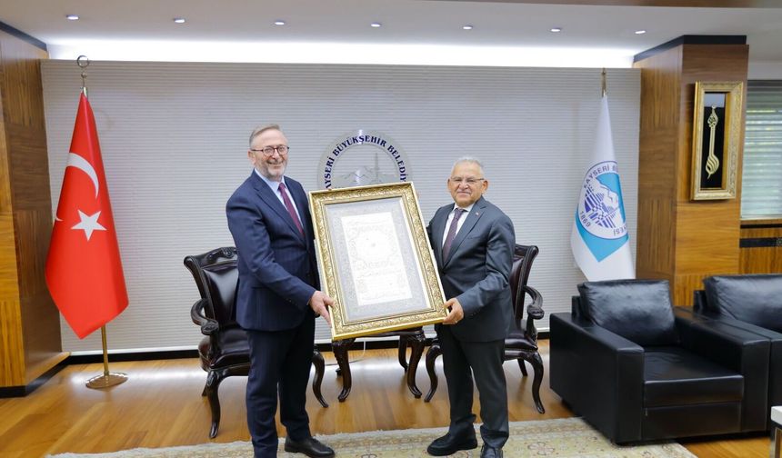 Bakan Yardımcısı Yılmaz’dan Başkan Büyükkılıç’a “Kültür” Övgüsü