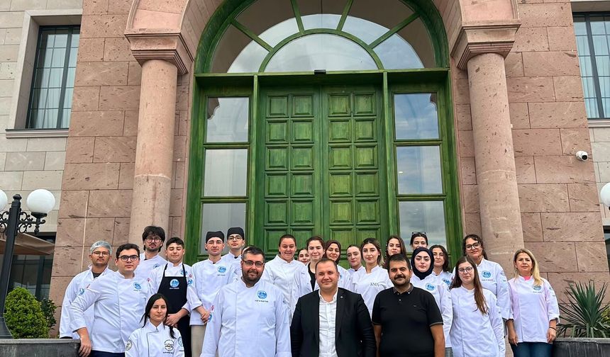 Mutfak Akademisi’nde Üniversite Öğrencilerine Uygulamalı Gastronomi Eğitimi