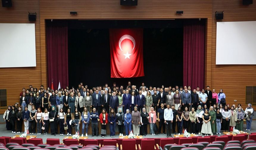 Kayseri Üniversitesi’nde Öğrencilerle Buluşma Etkinliği Düzenlendi
