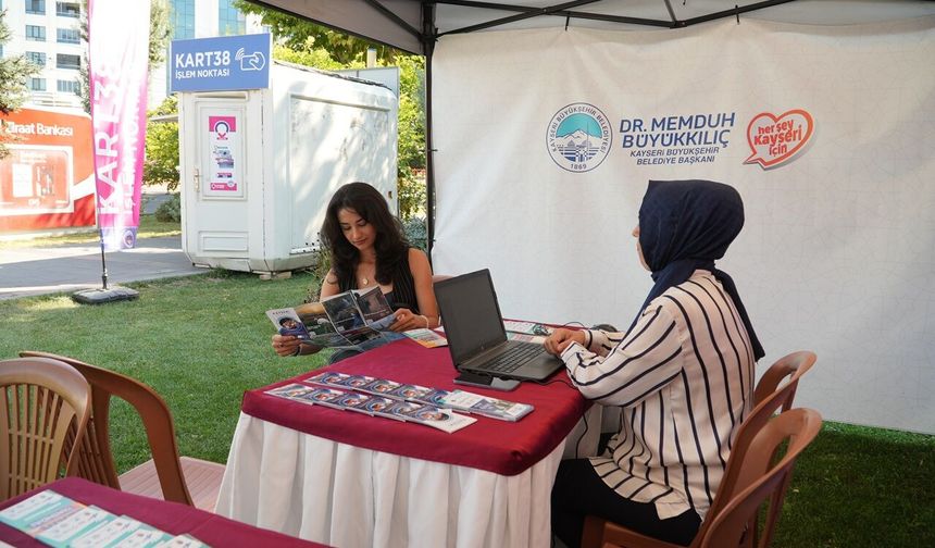 Kayseri Büyükşehir’den Üniversite Öğrencilerine “Şehre Hoş Geldiniz” Desteği