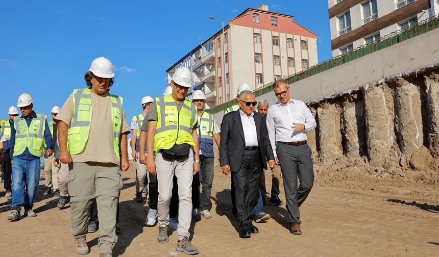 Başkan Büyükkılıç’tan, Tünel Çalışmaları Başlayan Kartal Kavşağı’nda İnceleme