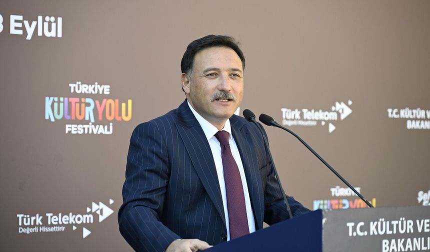 Vali Çiçek “Kültür Yolu Festivali Şehre Coşku Getiriyor”