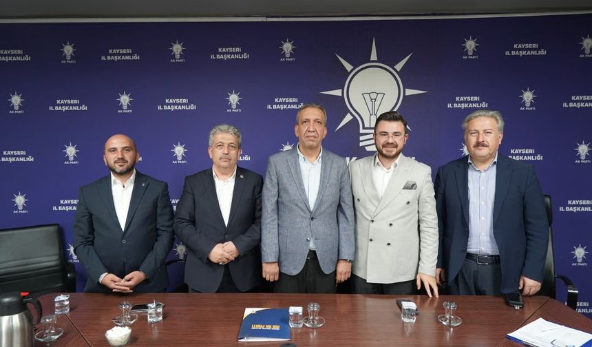 Melikgazi’de CHP’li Meclis Üyesi AK Parti’ye Katıldı