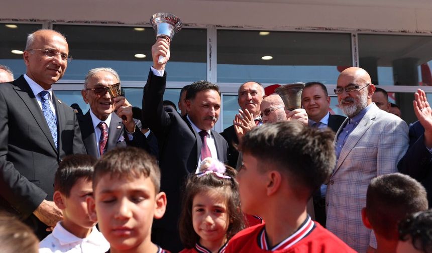 Kayseri’de İlk Ders Zili Çaldı