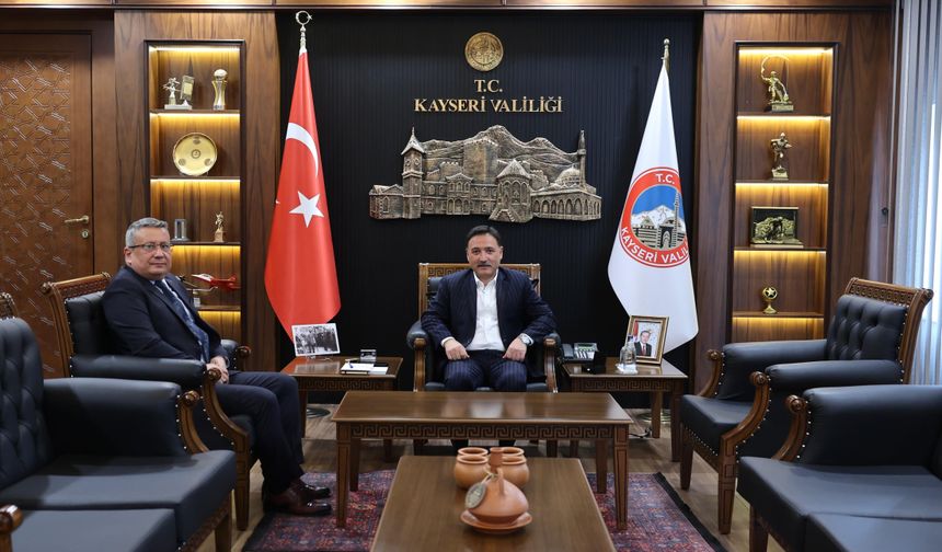 Vali Çiçek, İl Emniyet Müdürü Sinan Ergen’i Kabul Etti