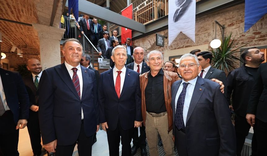 Başkan Büyükkılıç, İstanbul'da Şehir Araştırmaları Merkezi Açılışına Katıldı
