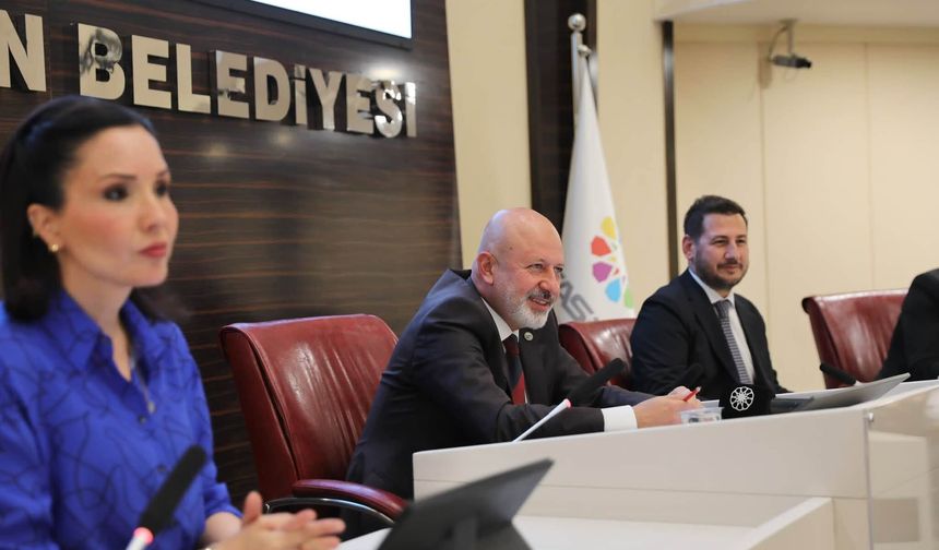 Başkan Çolakbayrakdar: “Küçük Dostlarımız İçin Türkiye’de İlkleri Yaptık, Örnek Olduk”