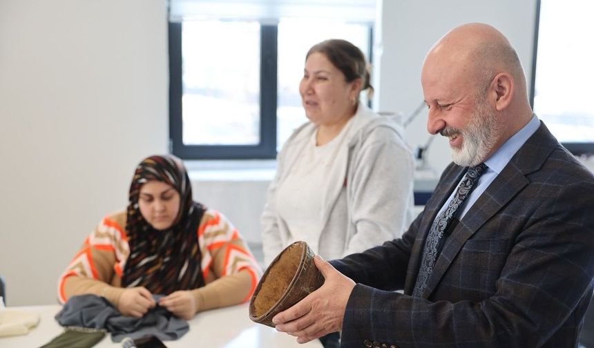 Kocasinan Akademi Kadınların Hayatına Değer Katıyor