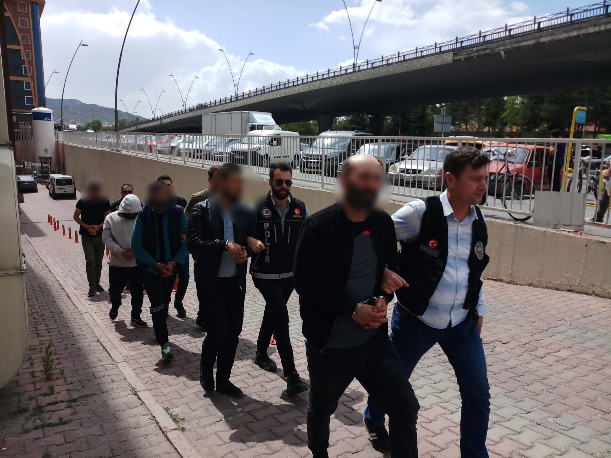 ‘Uyuşturucu ticareti’nden 6 Kişi Adliyeye Sevk Edildi 