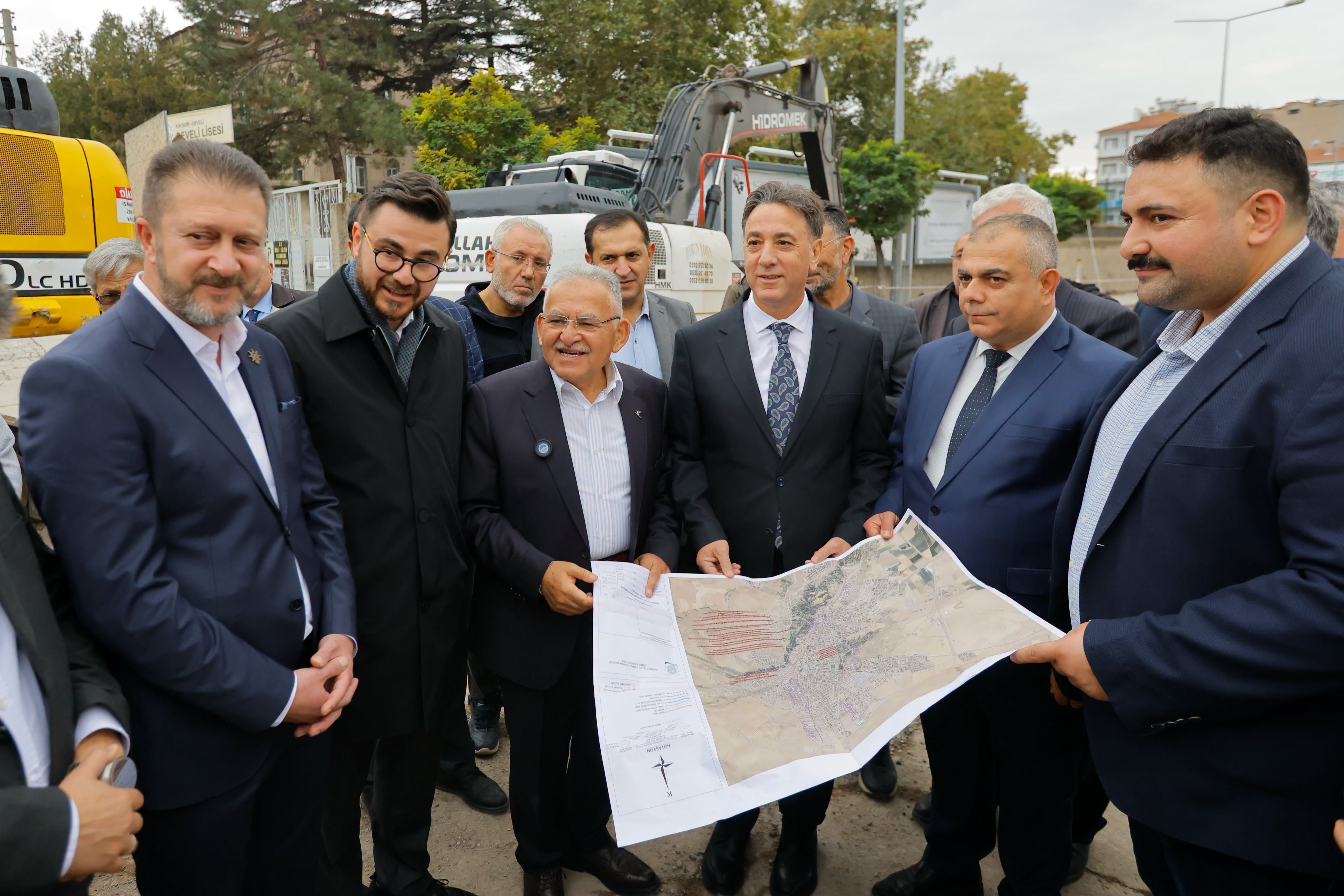 Başkan Büyükkılıç, Develi’deki Altyapı Yatırımlarını İnceledi